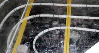 管道間距大，地暖施工差